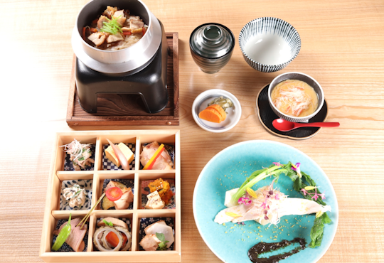 九折御膳［土鍋炊き込みご飯］（ランチ限定）