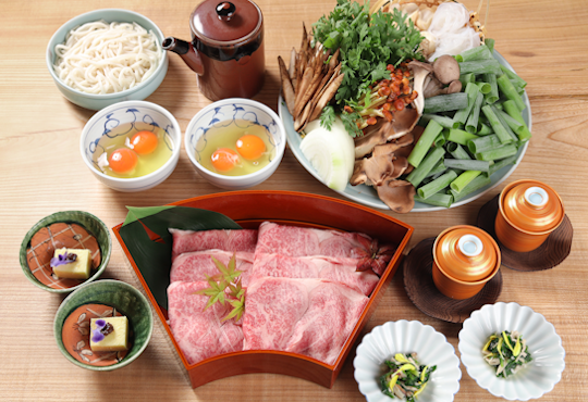 黒毛和牛すき焼き